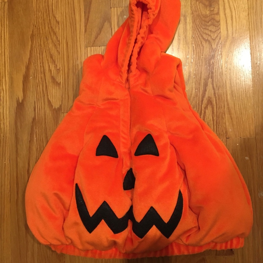 Baby Pumpkin 🎃 Jack O’Lantern costume 6-12months